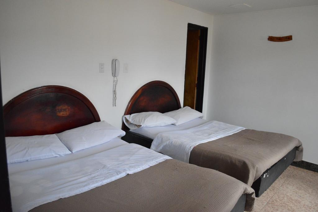 Hotel Torreon Popayán Zimmer foto