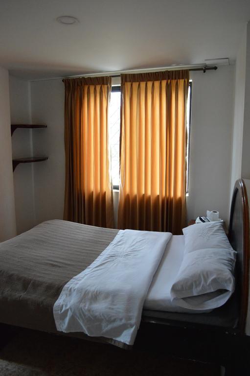 Hotel Torreon Popayán Zimmer foto